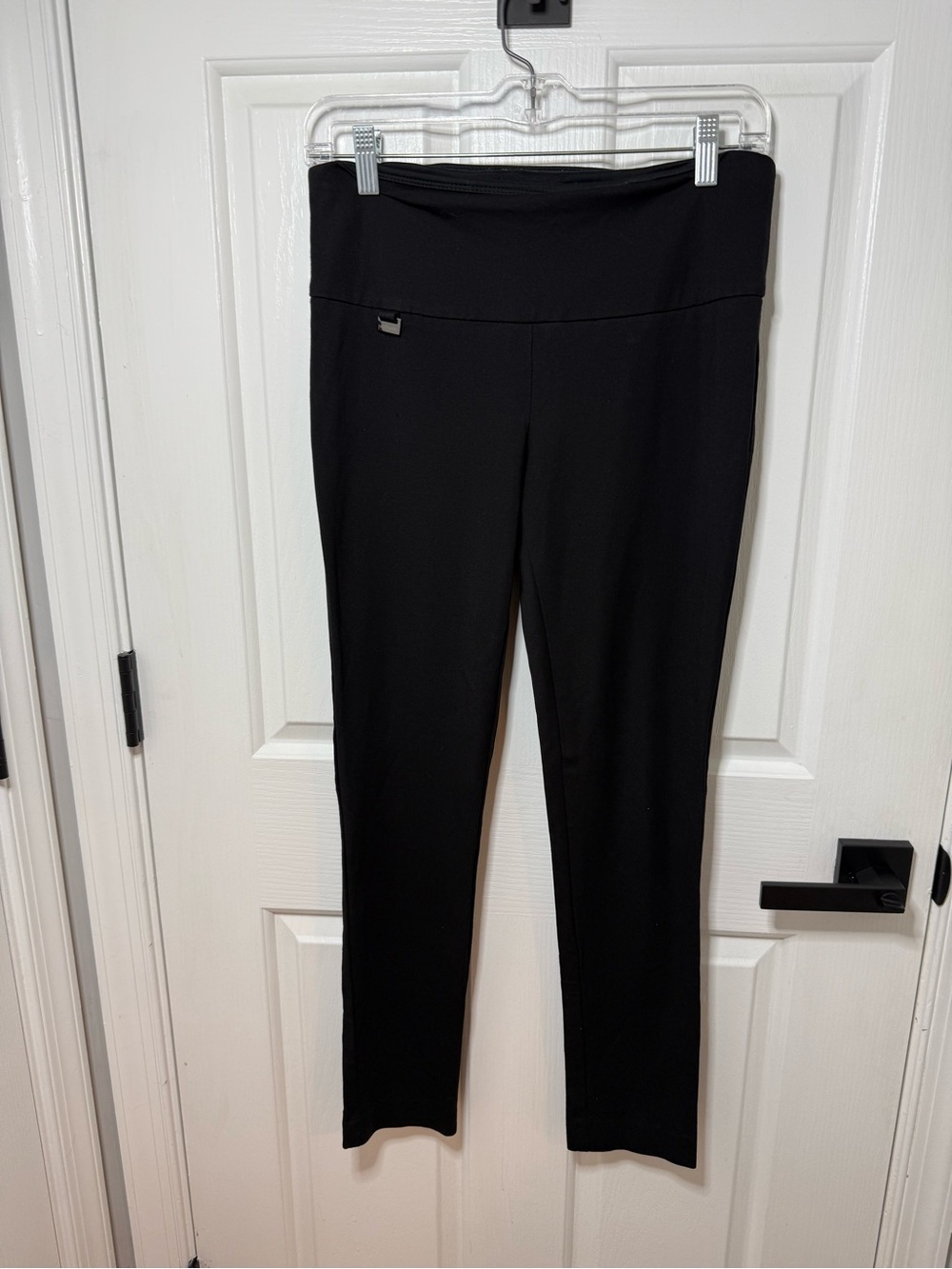 Peck & Peck Black Skinny Ponte Pull-On Pants with Subtle Logo